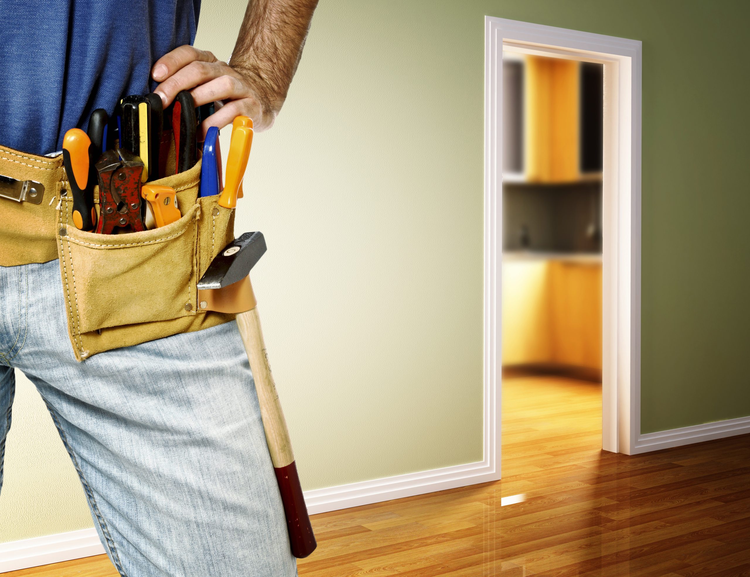 Closeup,Image,On,Classic,Leather,Tool,Belt,Of,Handyman